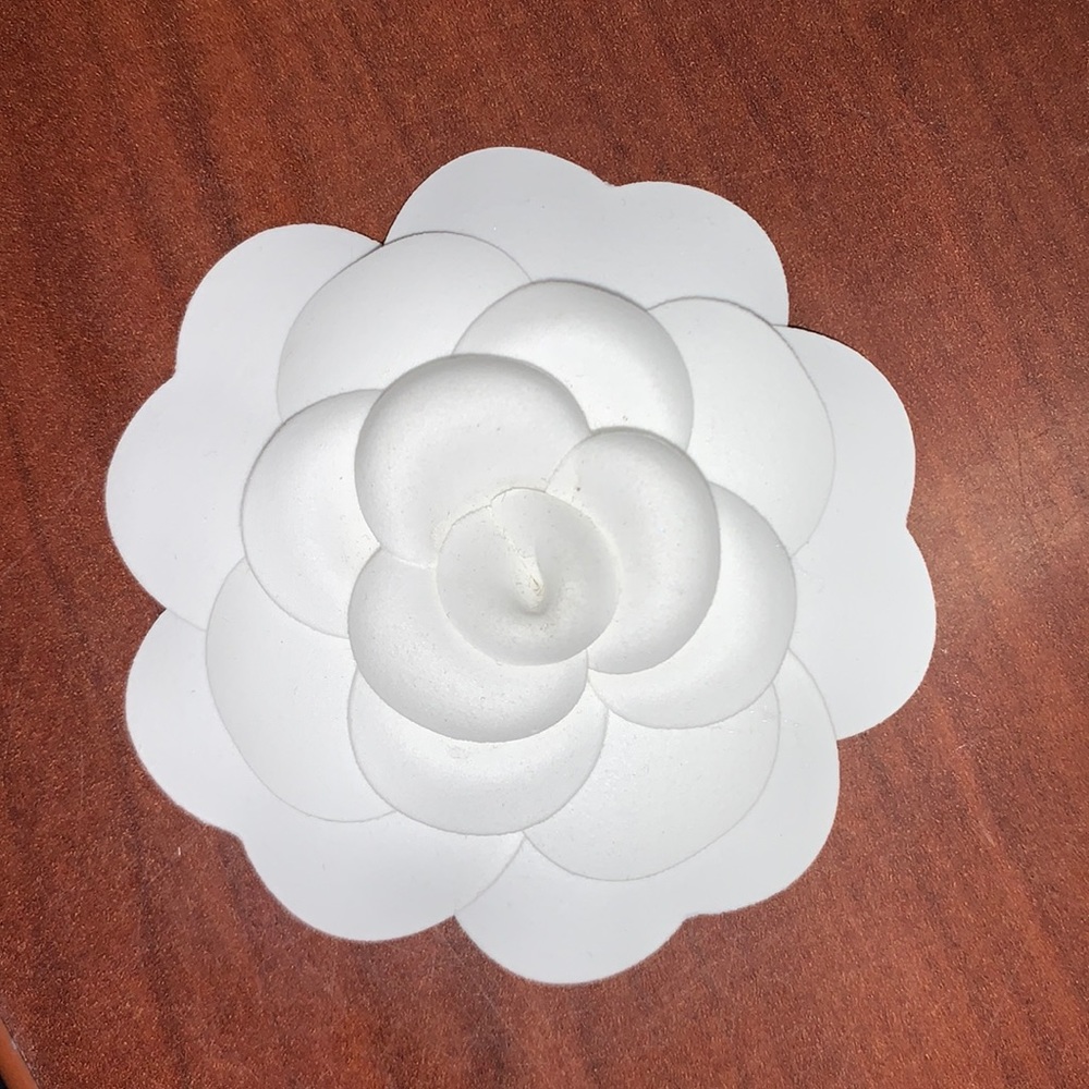 Chanel Camilla flower
